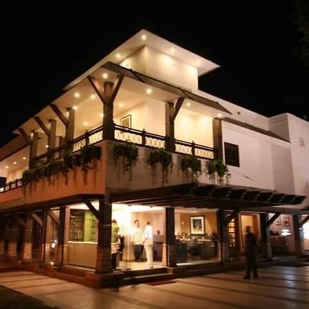 Hotel Florence Rāipur Eksteriør bilde